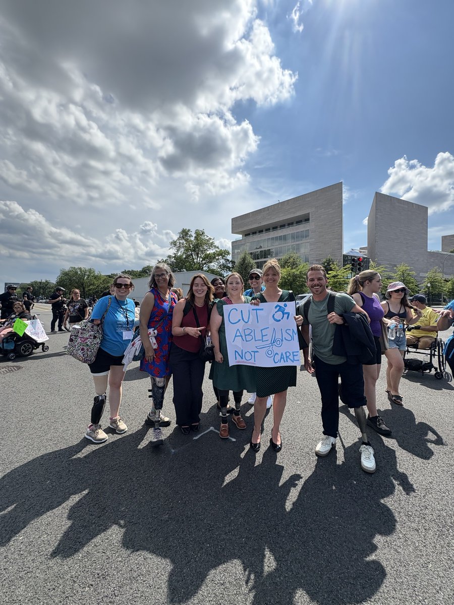 AmputeesUSA's tweet image. On Monday, the Amputee Coalition rallied on Capitol Hill with our partners at NCIL (National Council on Independent Living) to support disability rights. We joined fellow advocates at the ADA35 National March and Rally, organized by NCIL and the @AAPD.