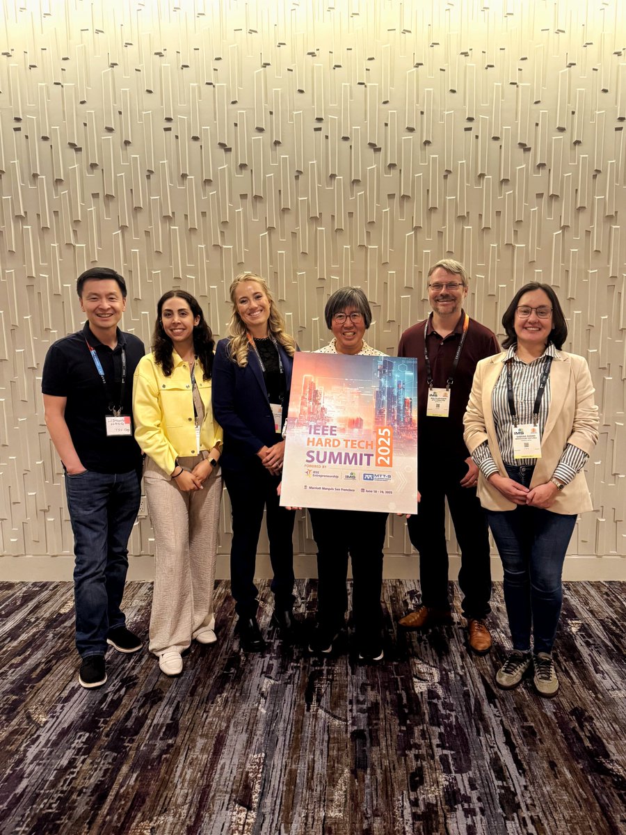 ieeeENT's tweet image. 📸 Unforgettable moments at the IEEE Hard Tech Venture Summit 2025!

Startups, investors, innovators — all under one roof to shape the future of #HardTech.

Thanks to everyone who made it fantastic 🚀

#IEEEEntrepreneurship #DeepTech #Startups #Innovation #VentureSummit