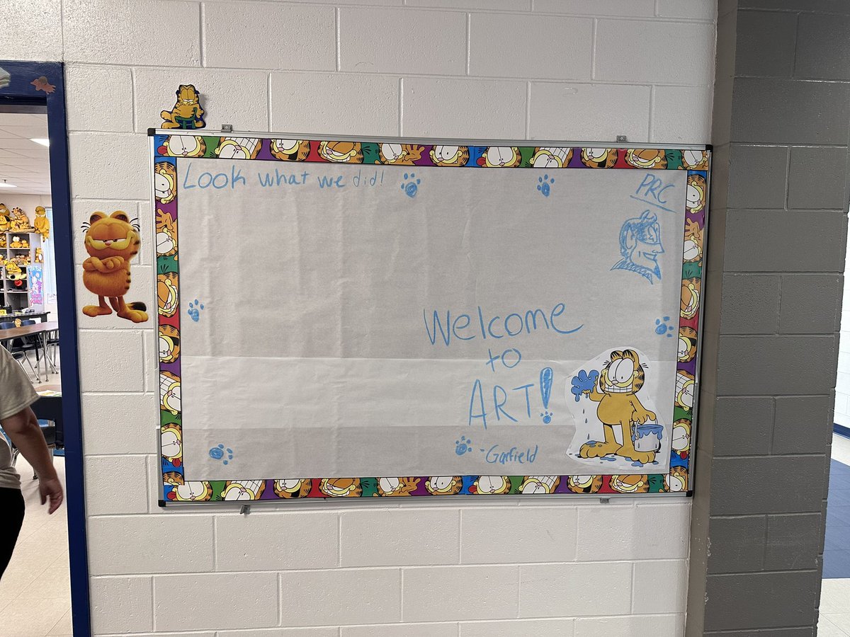 GarfieldTeacher's tweet image. Bulletin board ready for the students art work!