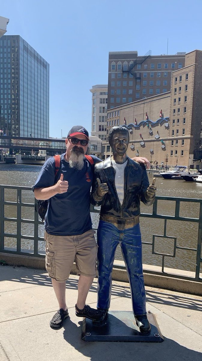 SudduthPhillip's tweet image. Here I am giving the “hover hand” to the Bronze Fonz in downtown Milwaukee in 2019. I used to have a giant beard but I shaved it off when somebody told me it smelled like sour milk.