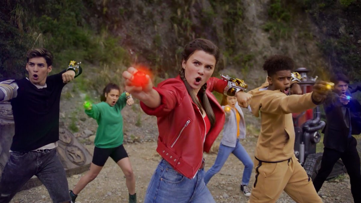 BlazeBinges's tweet image. I did a Power Rangers binge from Mighty Morphin through Cosmic Fury this month... and the only thing that people talk about is the final morph because Amelia and Aiyon.