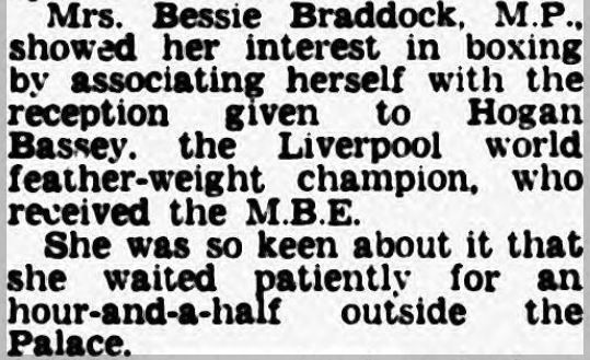 Liverpool1207's tweet image. Nigerian boxer Hogan 'Kid' Bassey moved to Liverpool in 1951. On 22nd July 1958 he received the M.B.E., on the same day as Matt Busby.
Bessie Braddock would go to meet him 🥊