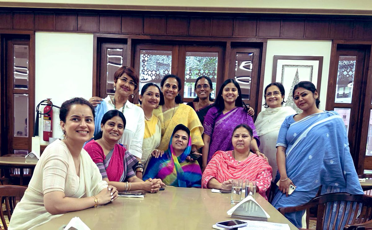 MaliahJune's tweet image. The Monsoon Session of Parliament commenced on 21st July 2025. Sharing some light-hearted moments with fellow Parliamentarians amidst the serious business of the House.