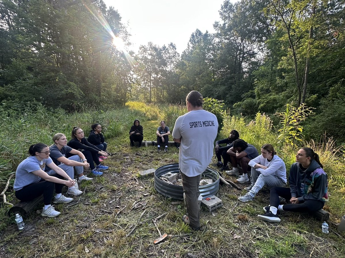 MastodonWBB's tweet image. Solid morning of growth working with @irishfiji in the woods! Got out of our comfort zones, figured out some traits we need to work on, and learned to trust the work. #GrowDons