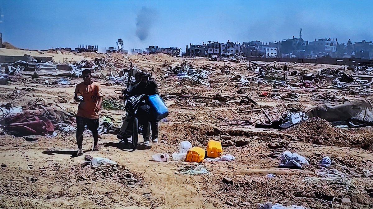TStandfield1789's tweet image. The Warsaw ghetto of the 21st century.
@DavidLammy @Keir_Starmer @IDF @netanyahu @IsraeliPM