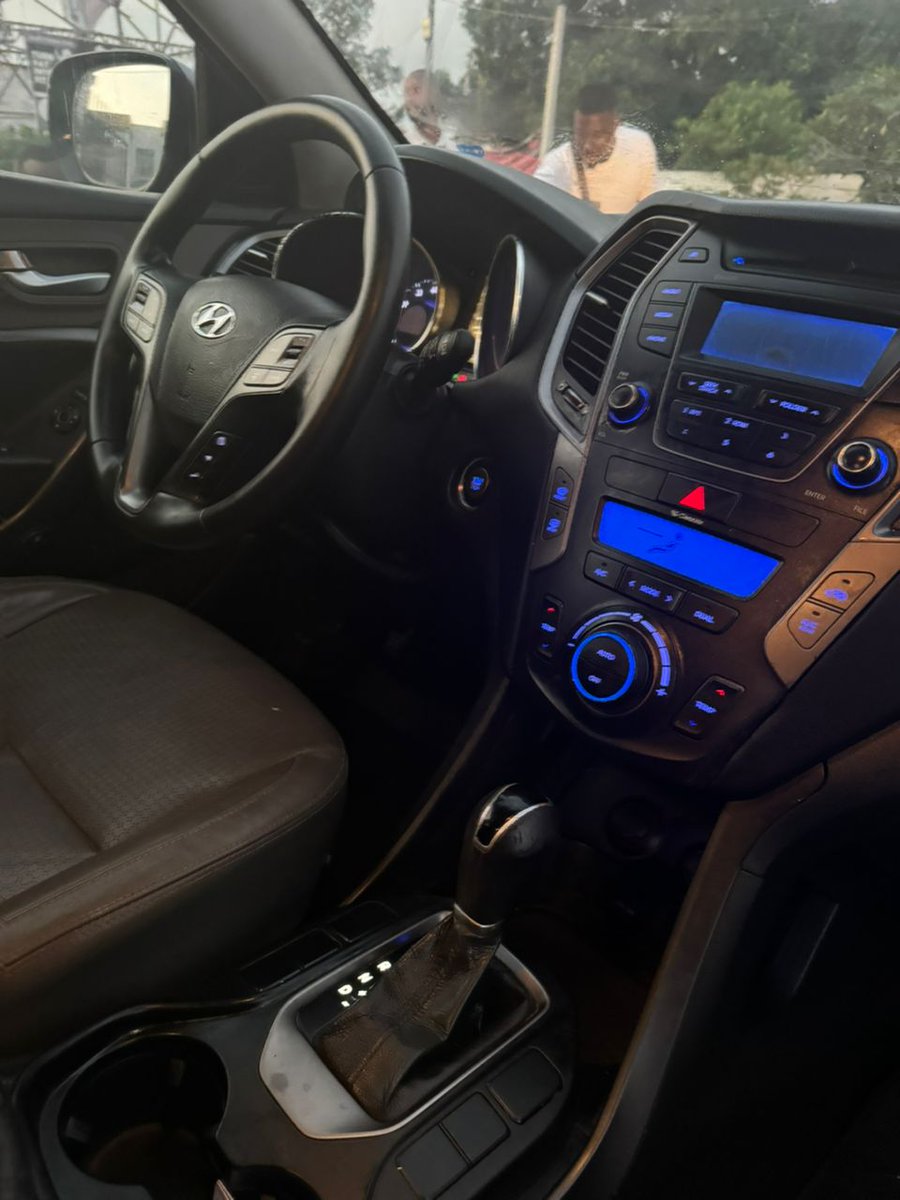 JojoAutos's tweet image. UPDATE ‼️ UPDATE‼️UPDATE ‼️
I have a Registered Hyundai 2013 v4
Toks standard
Pure first body 🔥📌📌
Price- 11.7M
Location Lagos Nigeria.
only for serious buyers. DM asap!