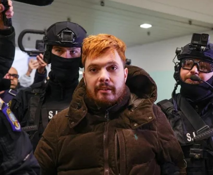 Oxitan30's tweet photo. Mohamed Amra a été transféré dans une prison de très haute sécurité..
Son avocat dénonce des conditions de détention"Déshumanisantes"..
Il a fait preuve d"humanisme" en tuant deux agents pénitentiaires peut-être?!
Aucune compassion pour cette ordure. https://t.co/jwQheGX7w7