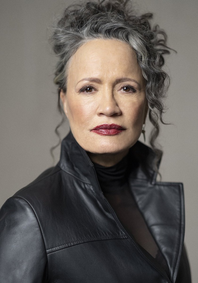 JuanC_Rdgz's tweet image. 🎬 Happy Birthday Rena Owen 🎂🎬
#RenaOwen #StarWarsEpisodeIIAttackoftheClones #StarWarsTheBadBatch #TaunWe #StarWarsEpisodeIIIRevengeoftheSith #NeeAlavar #StarWars #HappyBirthdayRenaOwen