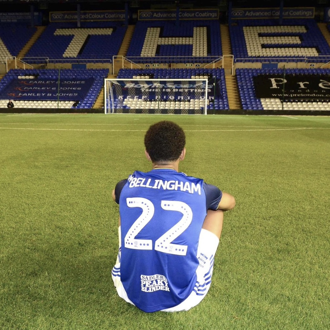 secondtierpod's tweet image. On this day in 2020… 🗓️
Birmingham retired the number 22 in honour of Jude Bellingham...
What do we think about this now? 👀
#BCFC