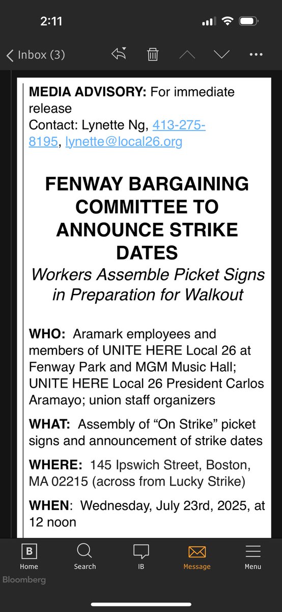 CameronCBaker's tweet image. Aramark workers at Boston's Fenway Park will announce strike dates tomorrow at noon. Concession workers -- who serve the lauded Fenway frank -- said talks between the union and their employer didn't make enough progress @UNITEHERE26 #masspoli