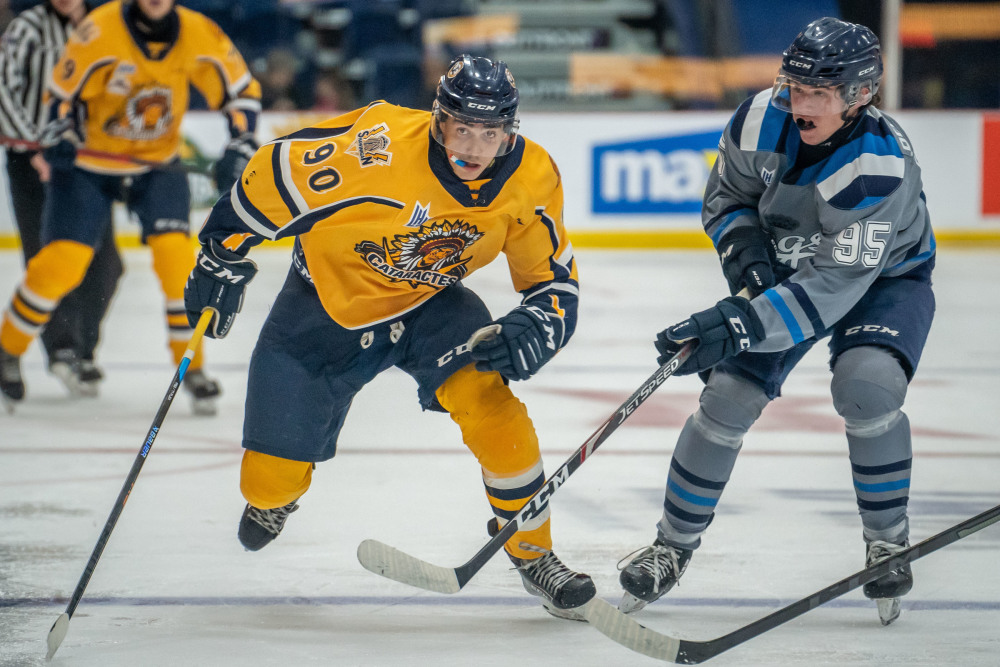 LaNouvelleNet's tweet image. Evan Courtois se joint au Titan @TitanLHJAAAQ lanouvelle.net/sports/evan-co…