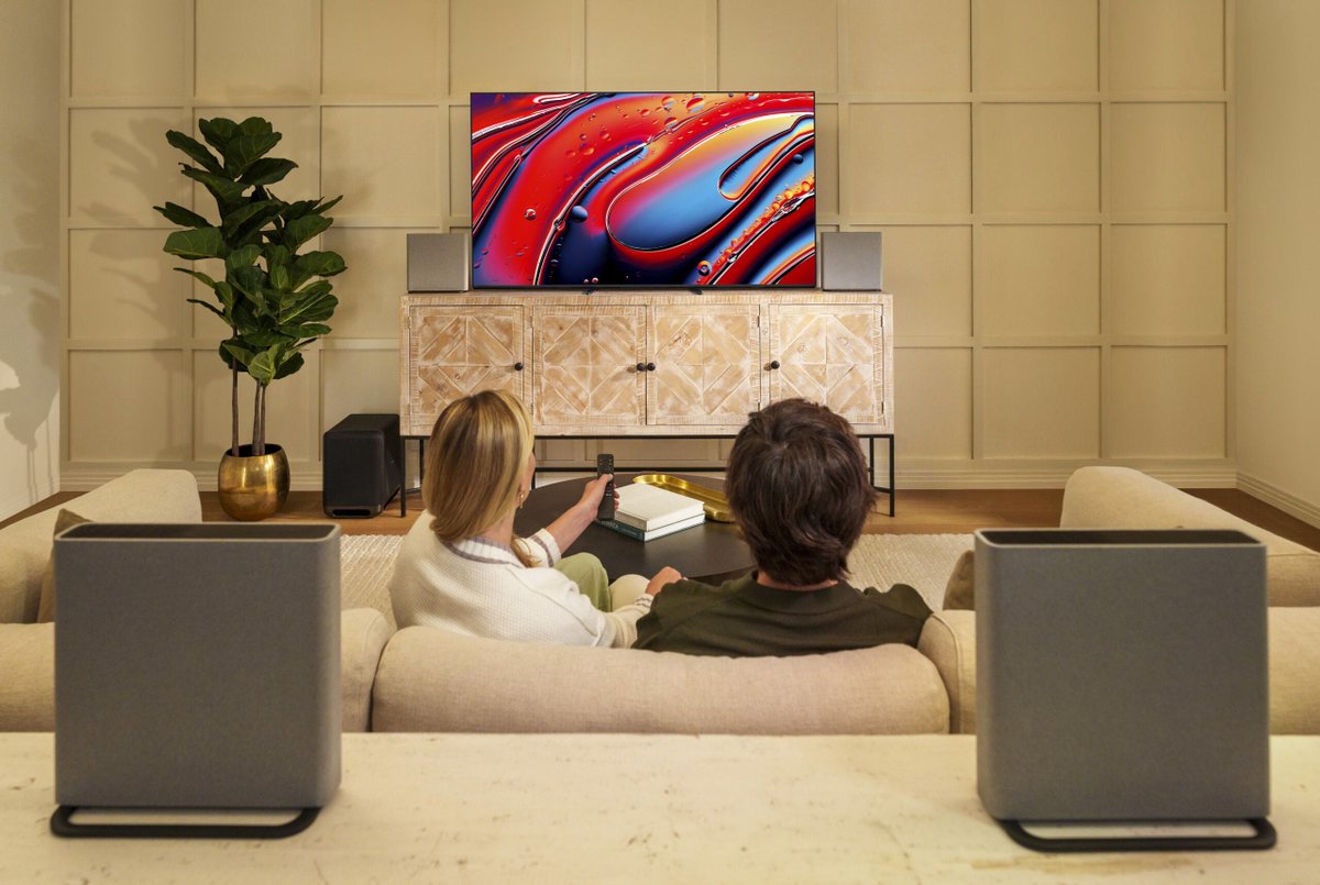 SonyElectronics's tweet image. Level up your living room. Explore the full range of Sony home theater products — because every night deserves a front row seat.