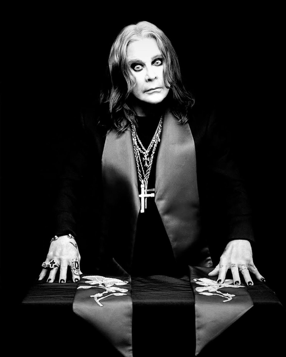 🚨 #ÚLTIMAHORA: Fallece #OzzyOsbourne a los 76 años, confirma su familia.

🖤 “Estuvo acompañado de su familia y rodeado de amor. Pedimos a todos respetar nuestra privacidad en este momento”, compartieron en un comunicado.

Descansa en paz, leyenda del rock. 🎸

#PonteExa