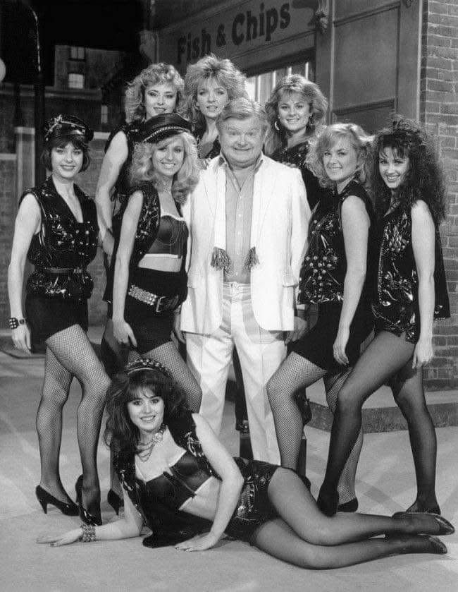 HeatherIsUnsane's tweet image. If you’re my age and you know who he was, you were a naughty child.