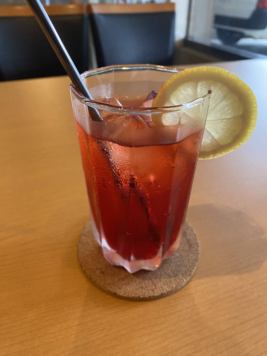 caferest608's tweet image. かふぇレストランロクタン
7/23水曜日
通常営業予定です✨️

11時～18時(中休みなし)
ラストオーダー17時15分！

ランチタイム11時～14時
14時以降はフードメニュー増えます🍀*゜

暑いです🥵熱中症警戒です💦
皆さん無理なく過ごしてください🙇‍♀️