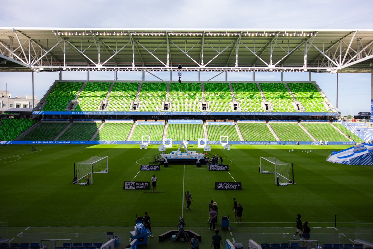 MLS's tweet image. Calm before the storm. 👌
Watch the #MLSAllStar Skills Challenge pres. by @ATT at 9pm ET: apple.co/4nXSFAe