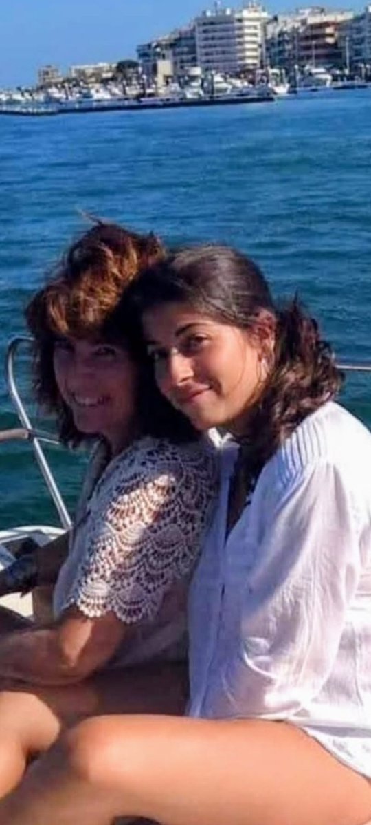 jcabram's tweet image. Cuando por presunta acción o por presunta omisión acabáis con la vida de una muchacha de 25 años, ¿ Cómo podeis dormir los presuntos culpables ?.
Estoy convencido que os perseguirá de por vida la muerte de mi ángel.
Solo tenéis que mirar esta foto para que vuestras…