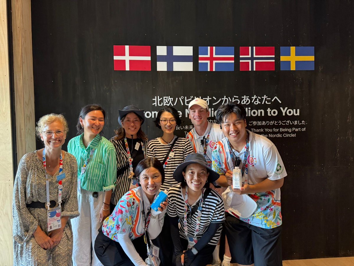 nordicexpo2025's tweet image. ✨オーストラリアパビリオンのガイドチームが北欧パビリオンを訪れてくれました 🎉
オーストラリアと北欧は地球の反対側にあるほど遠く、例えばアイスランドからオーストラリアまでは30時間以上のフライト!🌏✈️ここでは歩いてわずか10分で行き来できるのは、まさに万博ならではの出会いですね。…