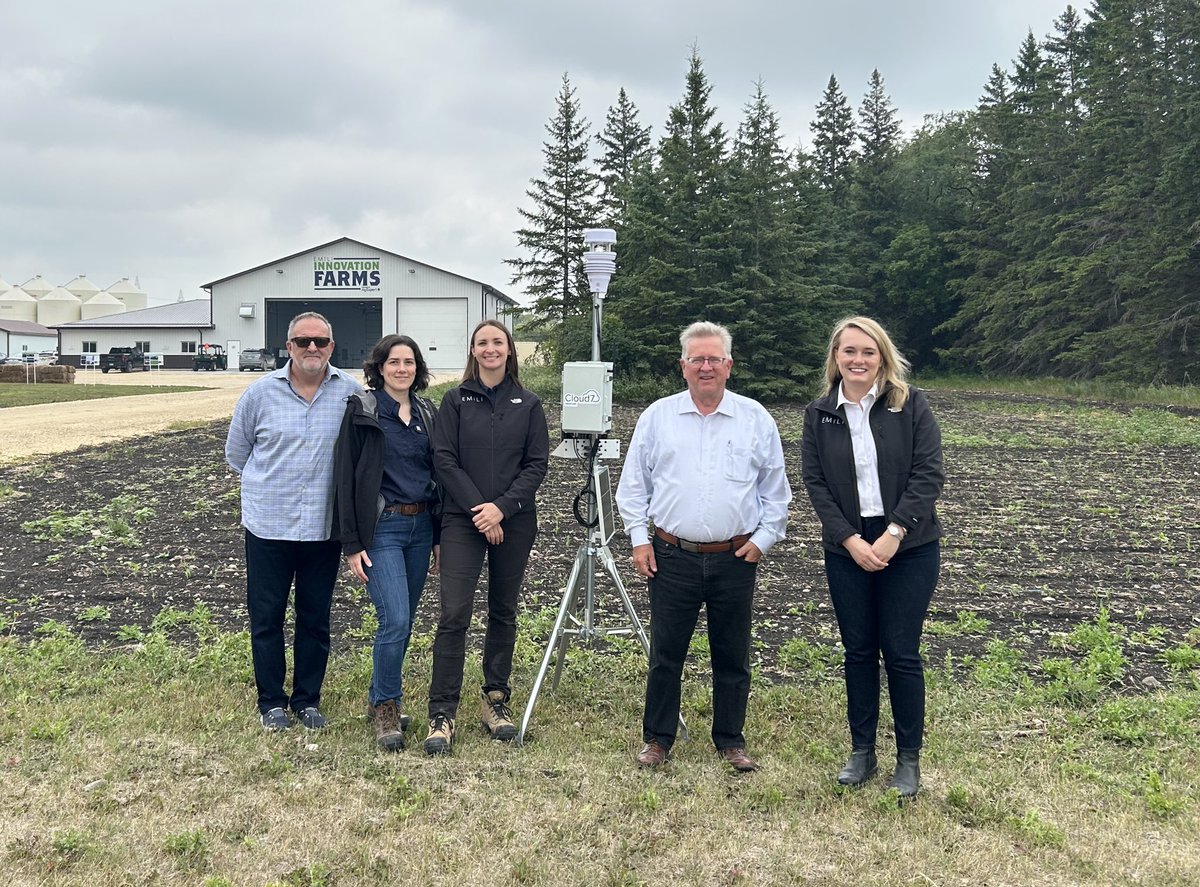 SenatorRobBlack's tweet image. Yesterday, it was great to visit Innovation Farms with the @EMILICanada team to learn about some of their current projects that are supporting farmer-centric innovations and advancing sustainable technologies in ag! Thanks again for having us! #AgricultureAndRuralMatters…