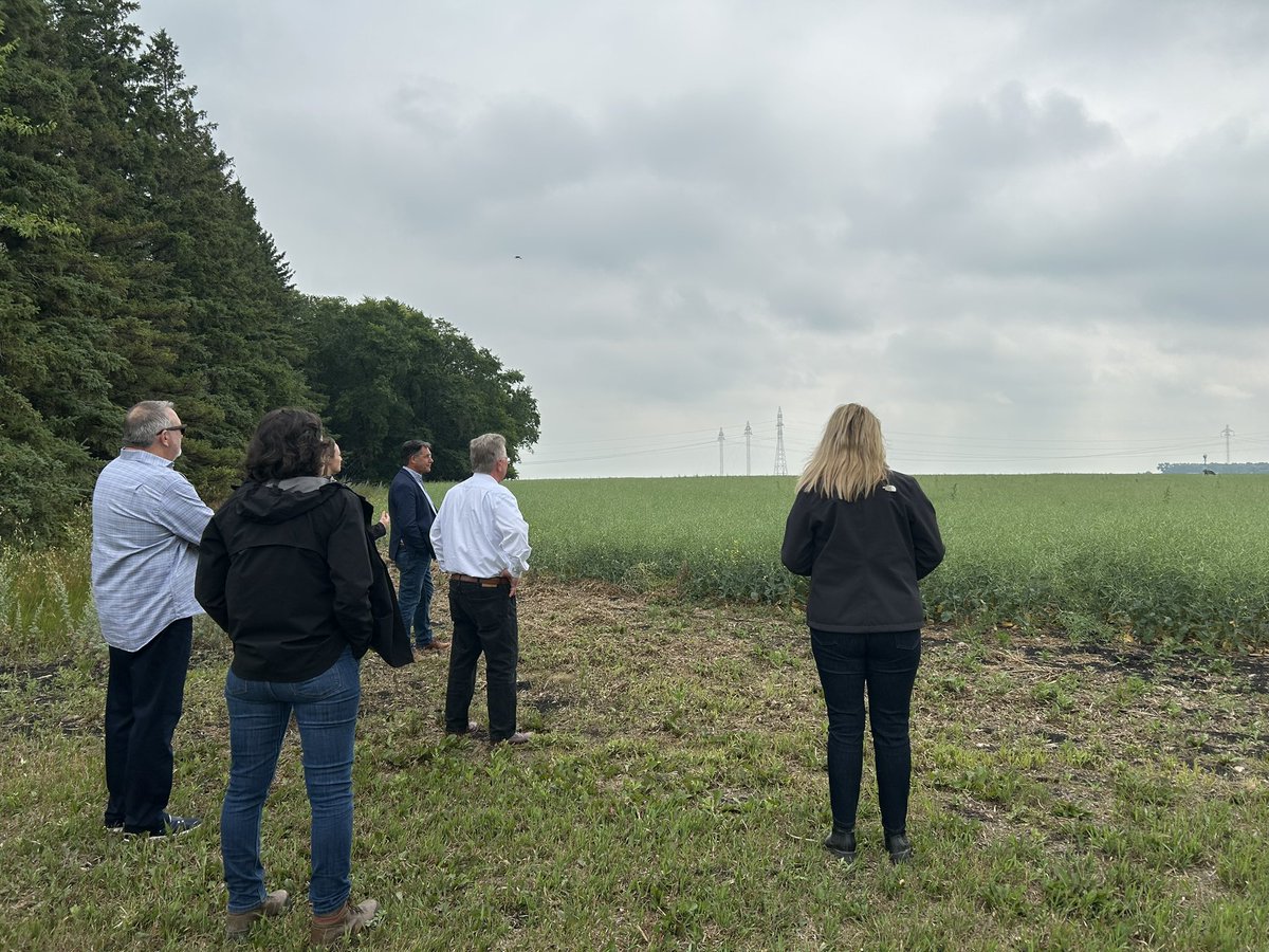 SenatorRobBlack's tweet image. Yesterday, it was great to visit Innovation Farms with the @EMILICanada team to learn about some of their current projects that are supporting farmer-centric innovations and advancing sustainable technologies in ag! Thanks again for having us! #AgricultureAndRuralMatters…