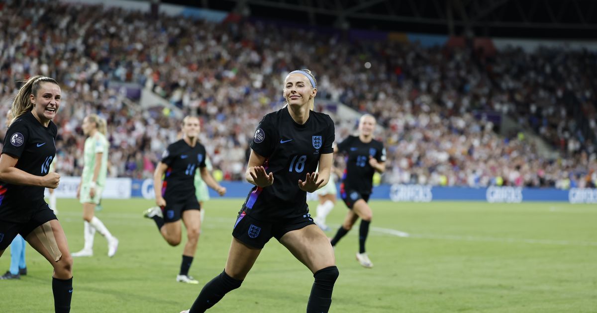 MirrorFootball's tweet image. 💬 “Three finals on the bounce but we want more. It's an unbelievable feeling."
Chloe Kelly has sent England to yet another final but there's still one more Euros test to come
mirror.co.uk/sport/football…