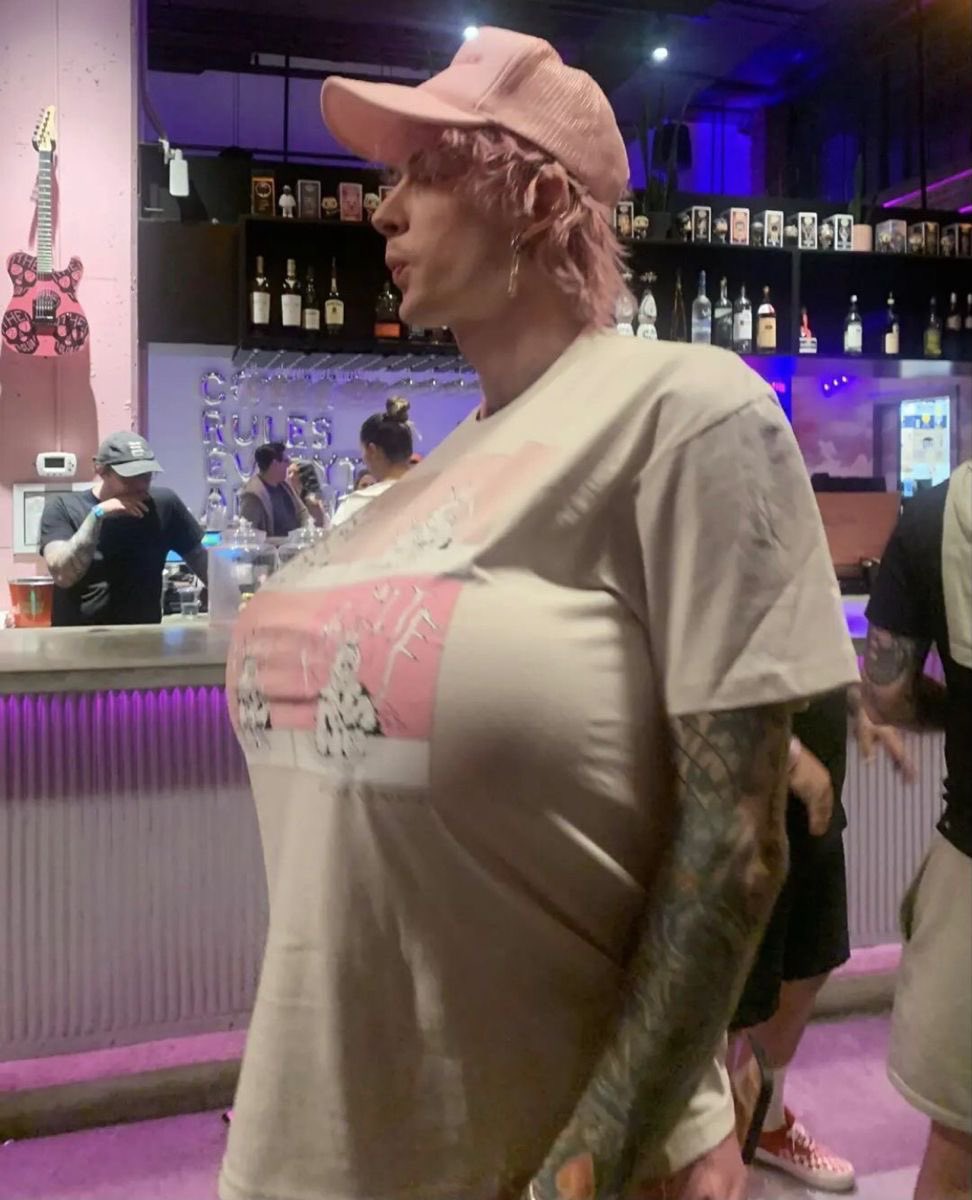 What led to this….😭 <a href="/machinegunkelly/">blonde don</a>
