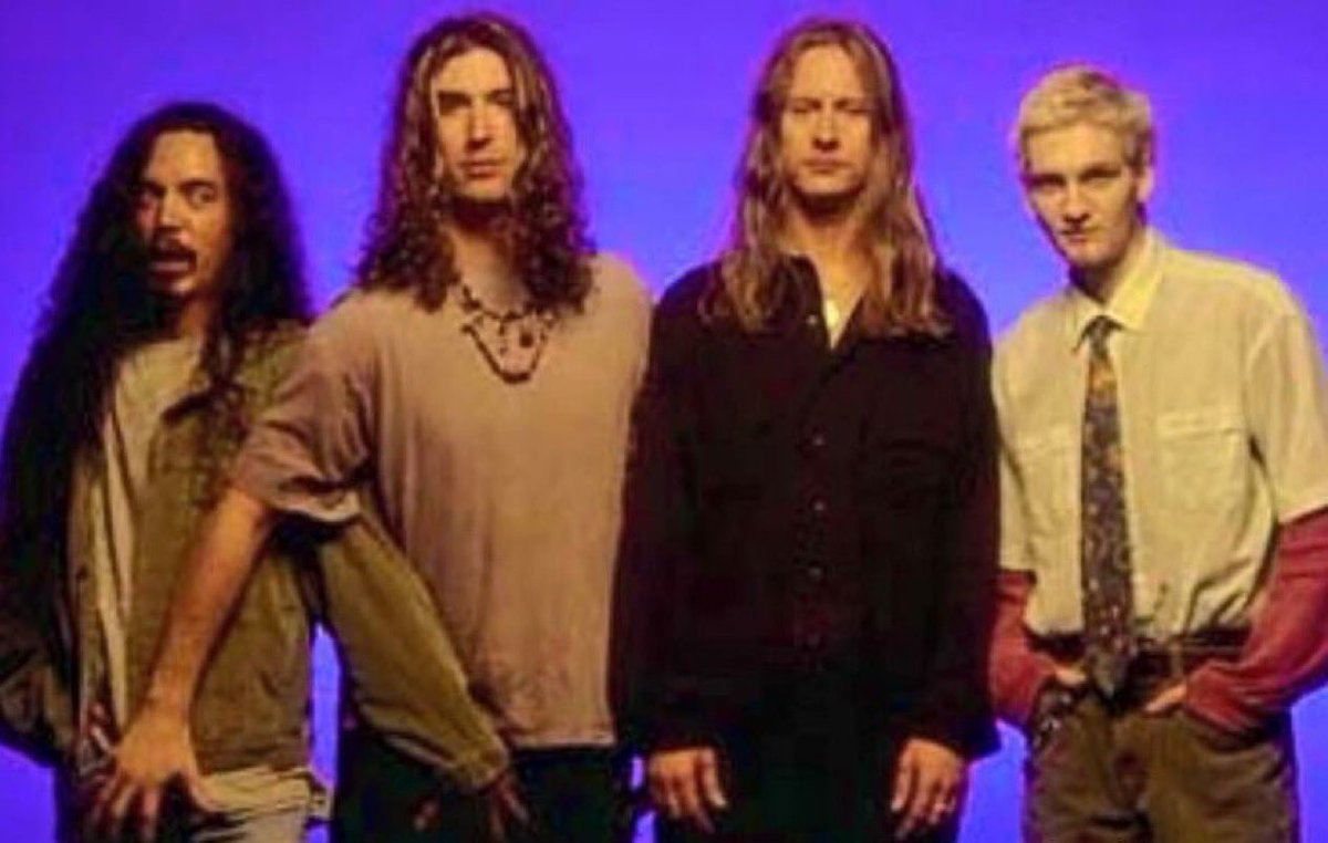 AiCLayneStaley's tweet image. While mixing Ozzy’s “Live & Loud” in Reno, Mike Inez got a call from Sean Kinney asking him to fill in at Rock in Rio.
Inez asked Ozzy first—who replied “If you don't go, we're gonna have to go to the hospital.— It's gonna take them about a week to get my foot out of your ass.”