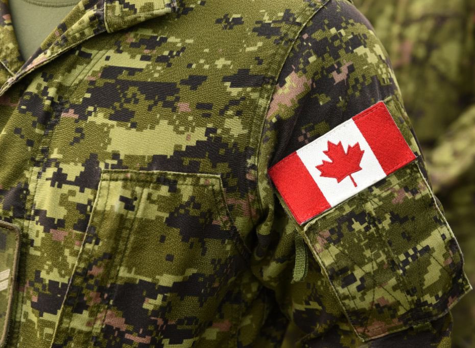 yegwave's tweet image. Two soldiers have been stabbed in an altercation near Canadian Forces Base Wainwright, one of Canada’s busiest army installations.
RCMP responded just before midnight Friday to a disturbance at a home in Wainwright, located near the Alberta–Saskatchewan border. A 23-year-old…