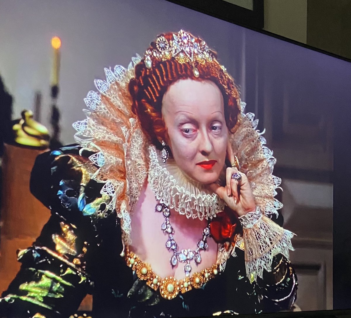 HollywoodYeste1's tweet image. Bette Davis’ performance in The Private Lives of Elizabeth and Essex defies description. The woman was always stunningly brilliant but she hit a whole other gear in this role. She makes time stand still.