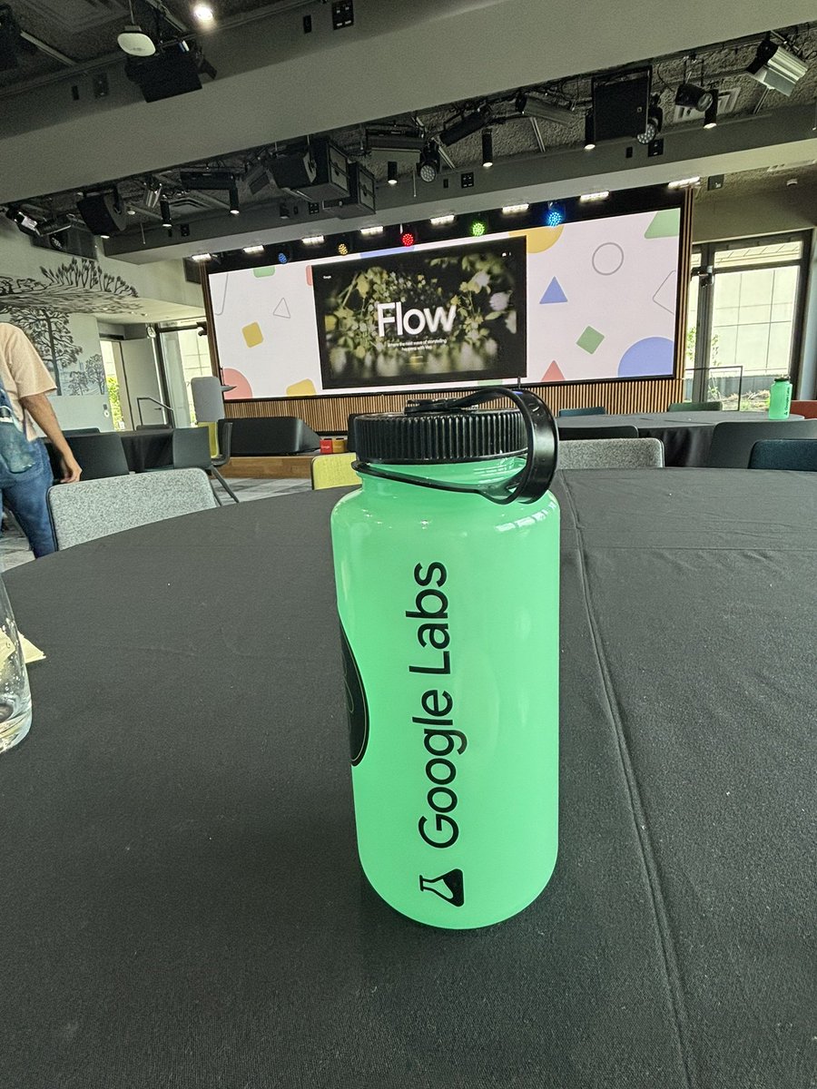 jerrod_lew's tweet image. Incredible event with @MachineCinemaAI and @GoogleLabs in NYC.
Using Veo 3 we had 2 hours to create a video about the city!
Going to share our results soon!