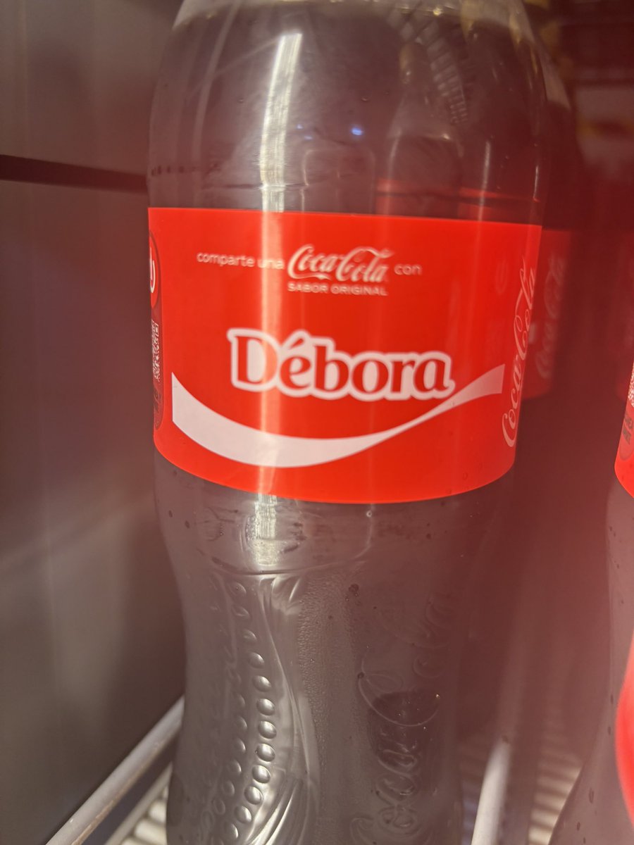 Min49_'s tweet photo. Si #ADOME no me suelta porque yo debería soltarlo? 
Esta es la señal de Débora @Christerva para que termine adome y empiece #ADOMA 
#ADOMEnoSeOlvida
@Reah_Ofi @meieff @LiliCross_ @kalimox0 @Nakkuchan https://t.co/cR6yNsO1hy