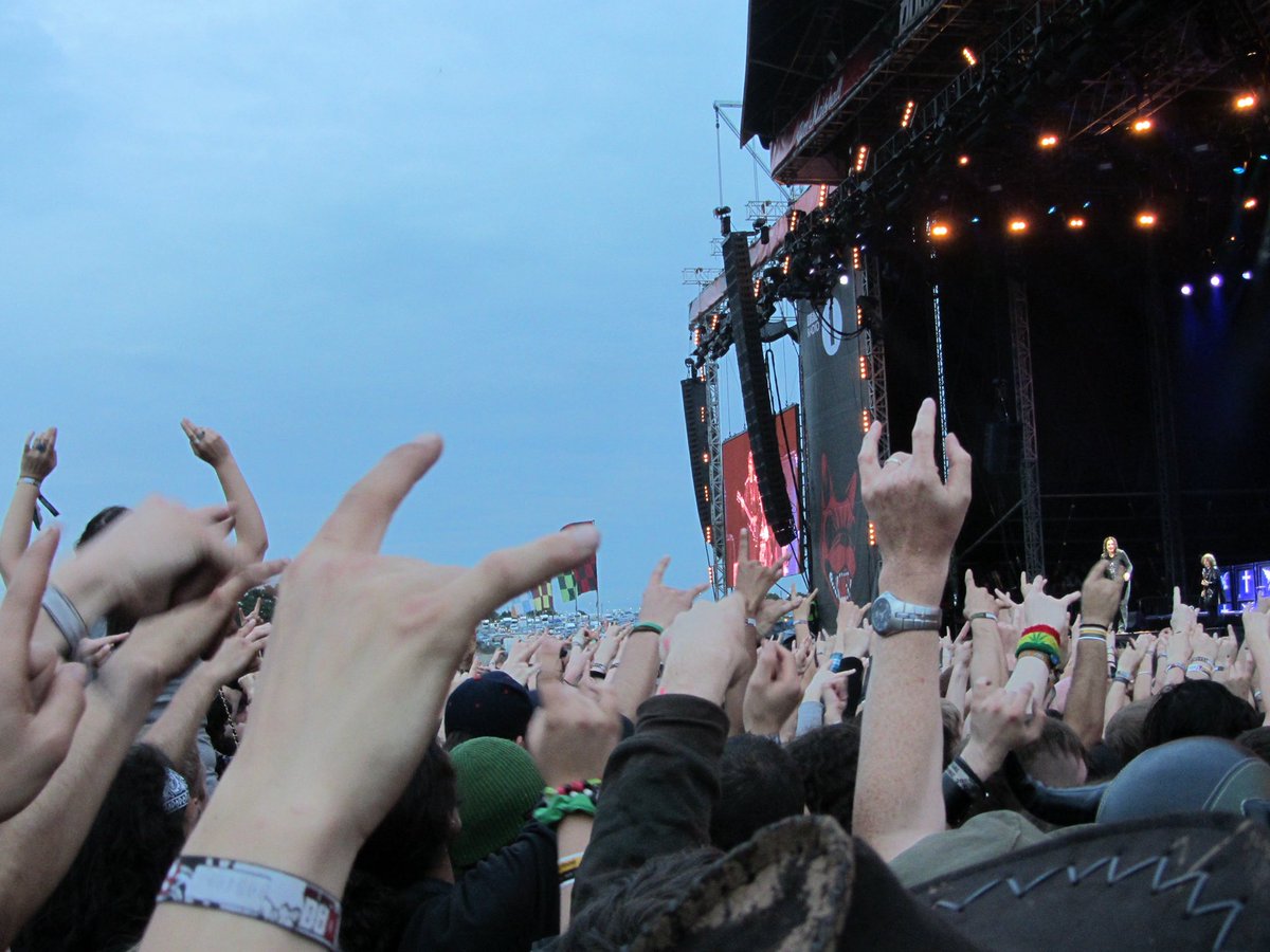 MikeBlack157's tweet photo. Legend. Icon. Pioneer. 

RIP Ozzy Osbourne. Had the privilege to see you live in 2012 at the Black Sabbath reunion. Thankyou for being a titan of our genre and for being such a huge influence on me and the millions of others who’ve picked up an instrument. https://t.co/BLyMtFCQuo