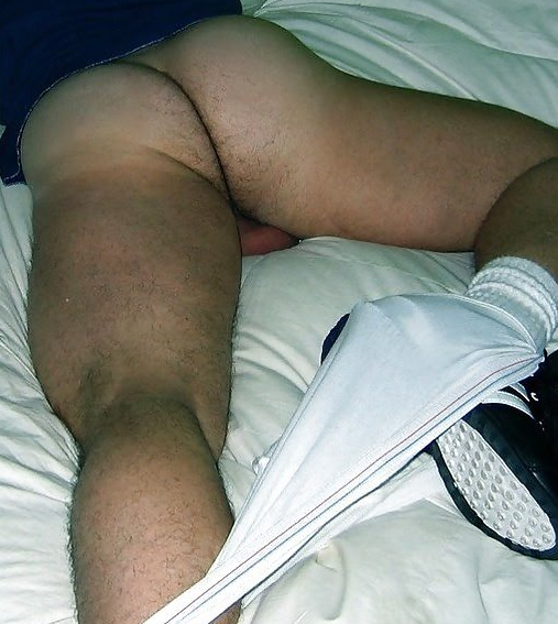 CHEEKY ASS! HOORAY!!!MY BEST MATE JAMES IS BACK FROM AUSTRALIA..HE CHEEKILY TOOK THIS PHOTOGRAPH OF ME WITH HIS BRAND NEW NIKON CAMERA JUST ONE DAY BEFORE HE LEFT< I WAS SNOOZING AFTER A LONG GYM WORKOUT AND A ONE HOUR JOGGING SESSION.I HAD LITERALLY SPARKED OUT!! [ HIS WORDS ]!!