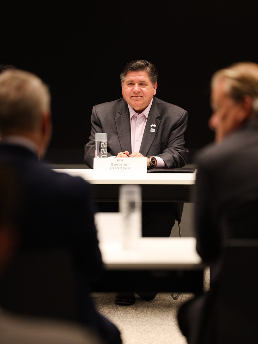 GovPritzker's tweet image. Proud to report that Illinois is still all in — with my @americaisallin co-chairs, we're stepping in where Trump won't.
We’re facing the challenges presented by him and at the same time addressing our most pressing challenges from affordability to climate change.