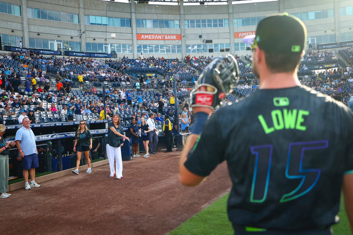 RaysBaseball's tweet image. When your mom comes to throw out the first pitch on your bobblehead night 馃ス