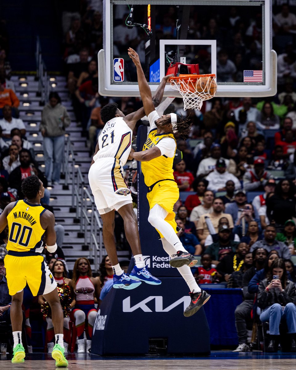 PelicansNBA's tweet image. bringing back this Yves poster for @NBA dunk week 😮💨