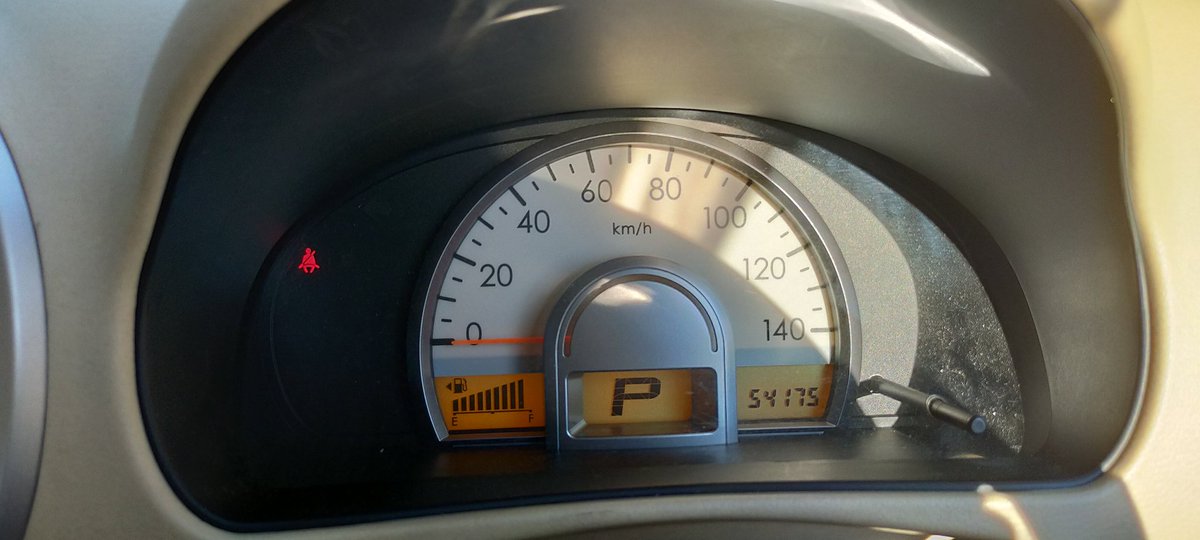 akio951's tweet photo. #九州限定  #下駄車  #禁煙車

妹の通勤車欲しい人いる？
車検通したばかりなのに乗換えやがった
日産モコ MG22S 平成22 5,5ﾏｿkm AT AC PS PW 禁煙車
3camドラレコ LEDヘッドライト(検非対応)
屋根デッドニングで雨音知らずw
15ﾏｿ 
車検ほぼ満タン R9.5.19
月1ﾏｿ未満のカーライフ

リプ DMにて https://t.co/XIGNyoljMm