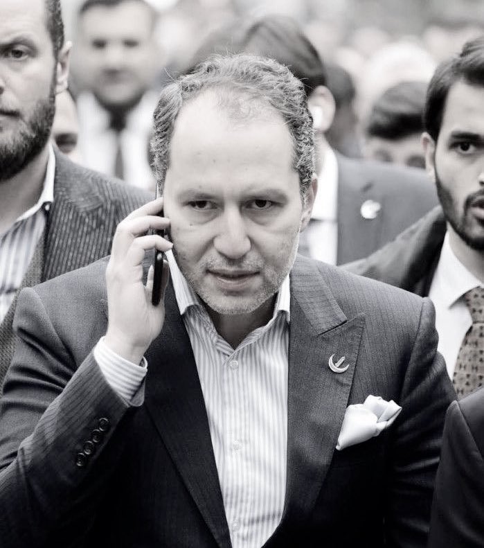 Sonuna kadar Lider Erbakan'ın Yanındayız.