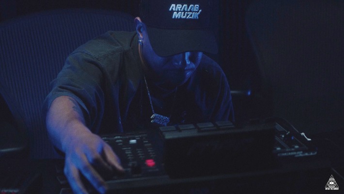 PaperChaserBlog's tweet image. New Video Alert! araabMUZIK @araabMUZIK- 3 AM (#ELECTRONICDREAM2) dlvr.it/TM3k6t