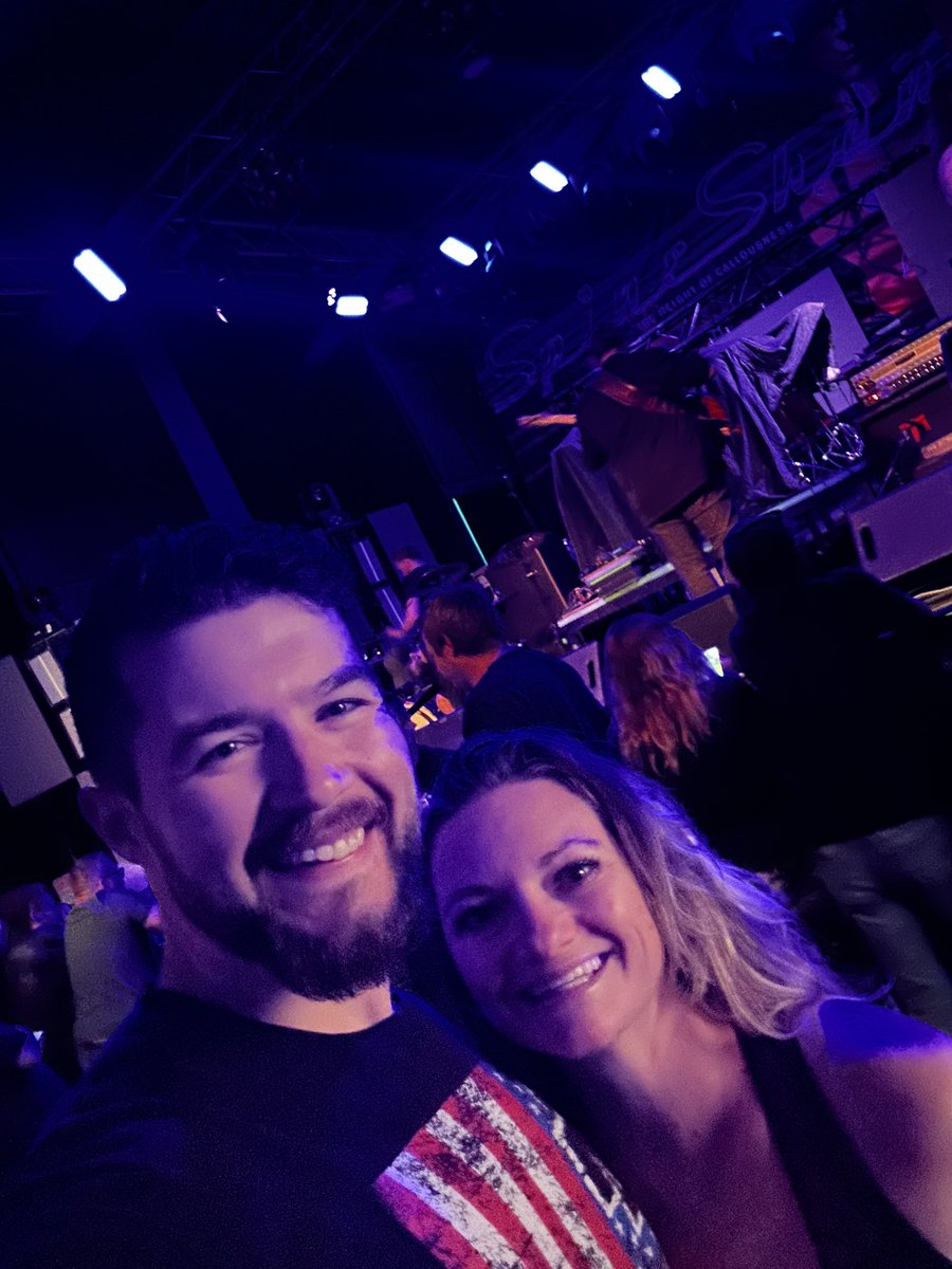 brianmmdev's tweet image. I’m so prepared for this evening of 2000s industrial metal. Seeing one of my favorite high school era bands with my girl. Our first concert together in 8 years