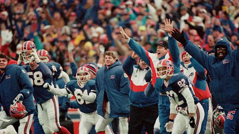 In celebration of the return of the red helmet for Week 18 this season, here are the top 5 games ever played in the reds with a few honorable mentions. #Bills 

buffalobills.com/news/top-5-bil…