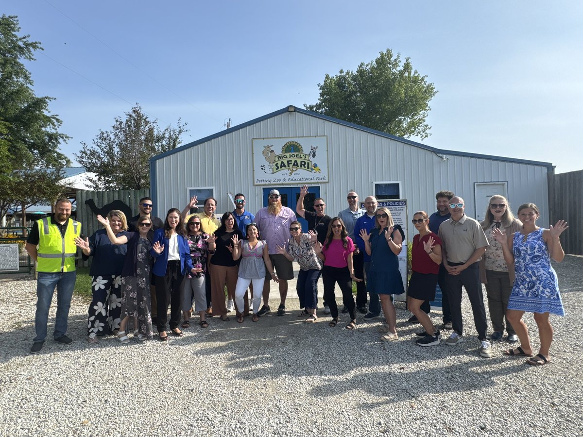 What a productive &amp; busy few days for our leadership team! We've been diving deep into professional development, building team spirit, connecting with local businesses &amp; the community where our students live. Looking forward to the year ahead! #EveryStudentEveryDay
