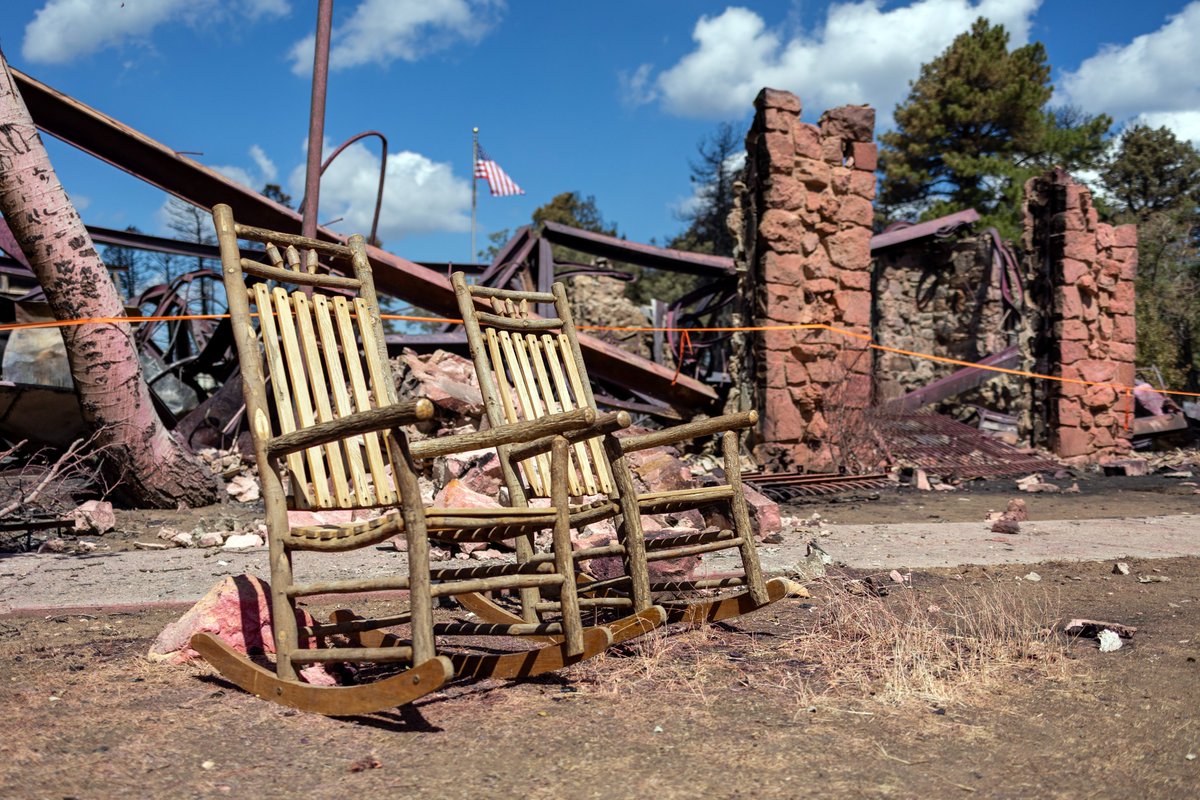 foxweather's tweet image. 😢HISTORY DESTROYED: New photos show the destruction left after the Dragon Bravo wildfire tore through the North Rim of Grand Canyon National Park. foxweather.com/earth-space/gr…