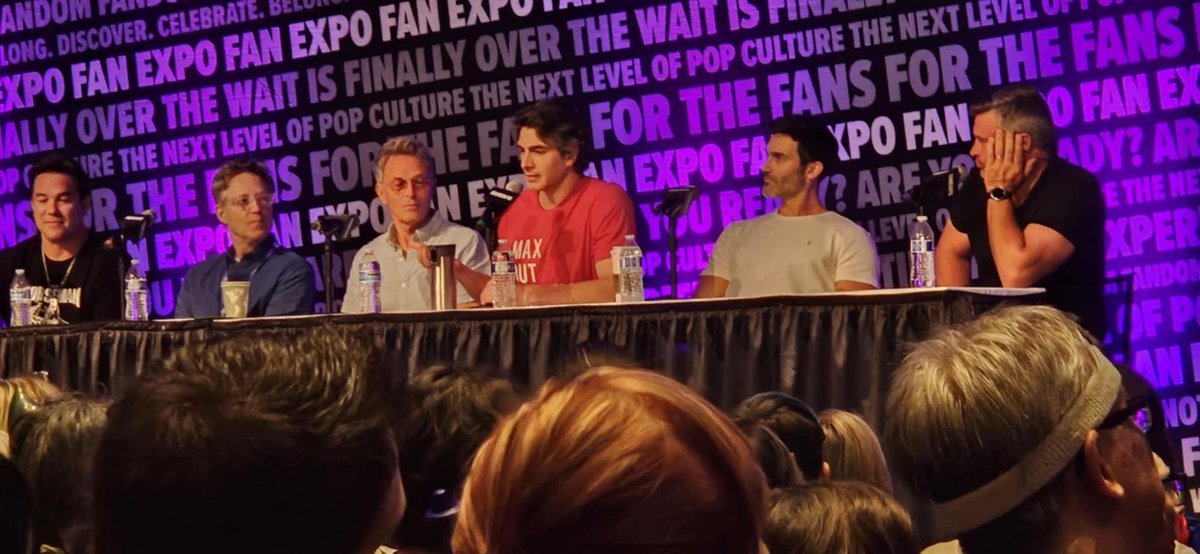 DeanCainUpdates's tweet image. New pics of Dean, George Newbern, Tim Daly, Brandon Routh, Tyler Hoechlin, and Tom Welling from the Superman Q&A panel at Fan Expo Denver on July 5, 2025