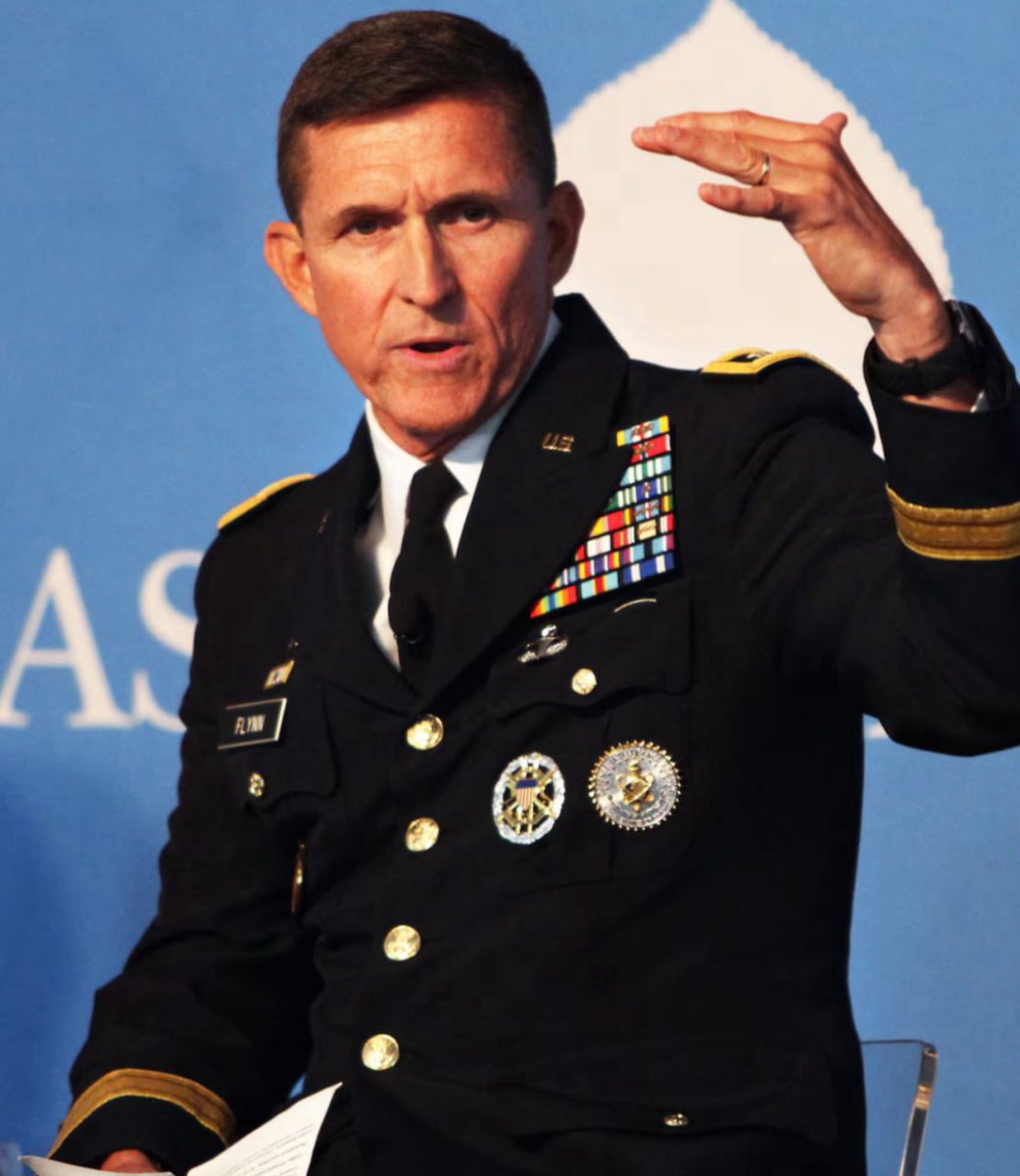 SaveAmericaNew's tweet image. 🚨BREAKING: General Flynn just now said Donald Trump won the 2016, 2020 and 2024 Elections.
Do you agree him?
YES or NO?