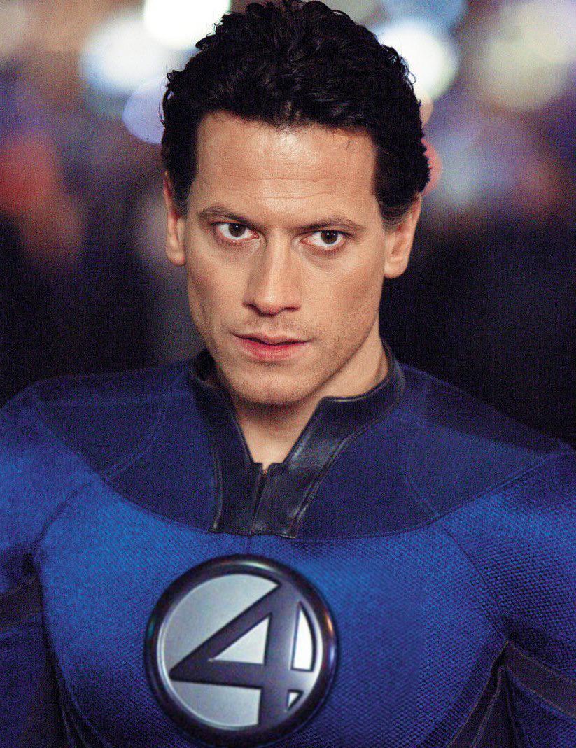 PhaseHero's tweet image. Ioan Gruffudd, the Mr. Fantastic many of us grew up on, was at the new #FantasticFour premiere on Monday night.
