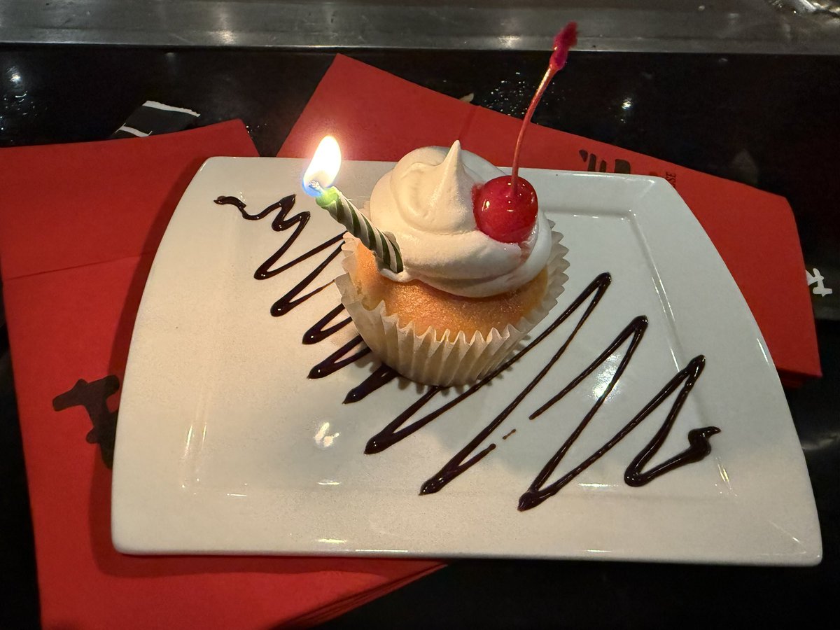 Had my birthday dinner at Kobe! I turn 33 on Saturday!