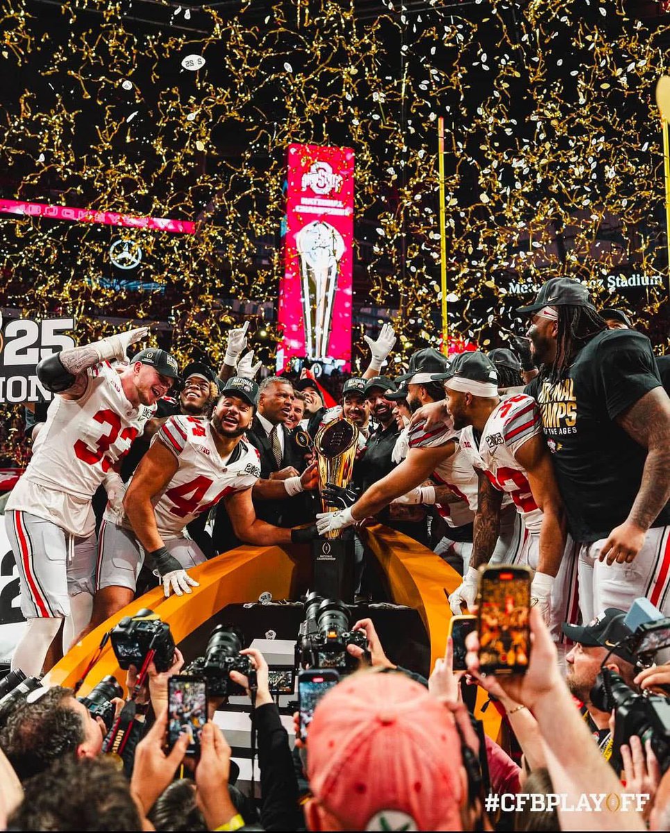 2suunjoon's tweet photo. @mrblackout88 @on3 @andystaples @AriWasserman Or ohio state has the best receivers & receivers coach every season & any kid with half a brain chooses ohio st over miami everytime
Let me do this scUM style so your hillbilly ass understands
#GoBucks #nationalchamps #didntcheat https://t.co/bQVBK4K3xu