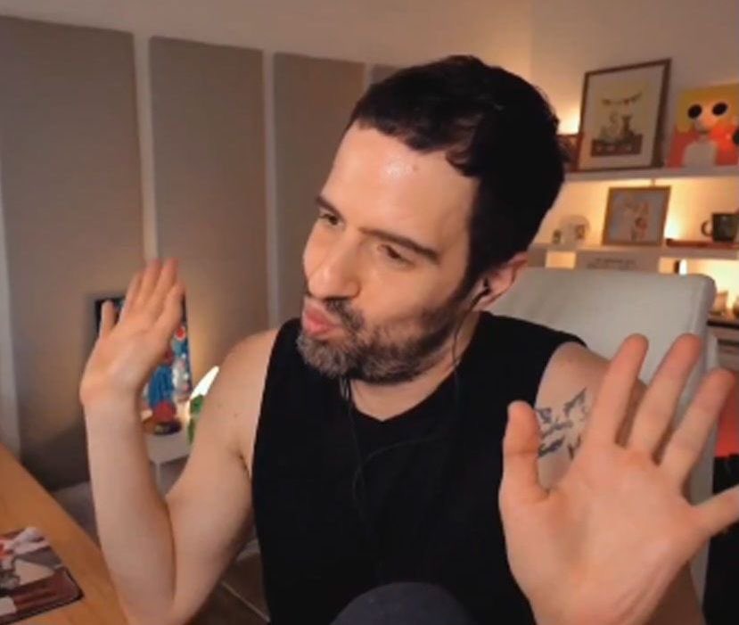 aagostinatw's tweet image. no te deseo el mal pero ojalá sueñes todas las noches conmigo