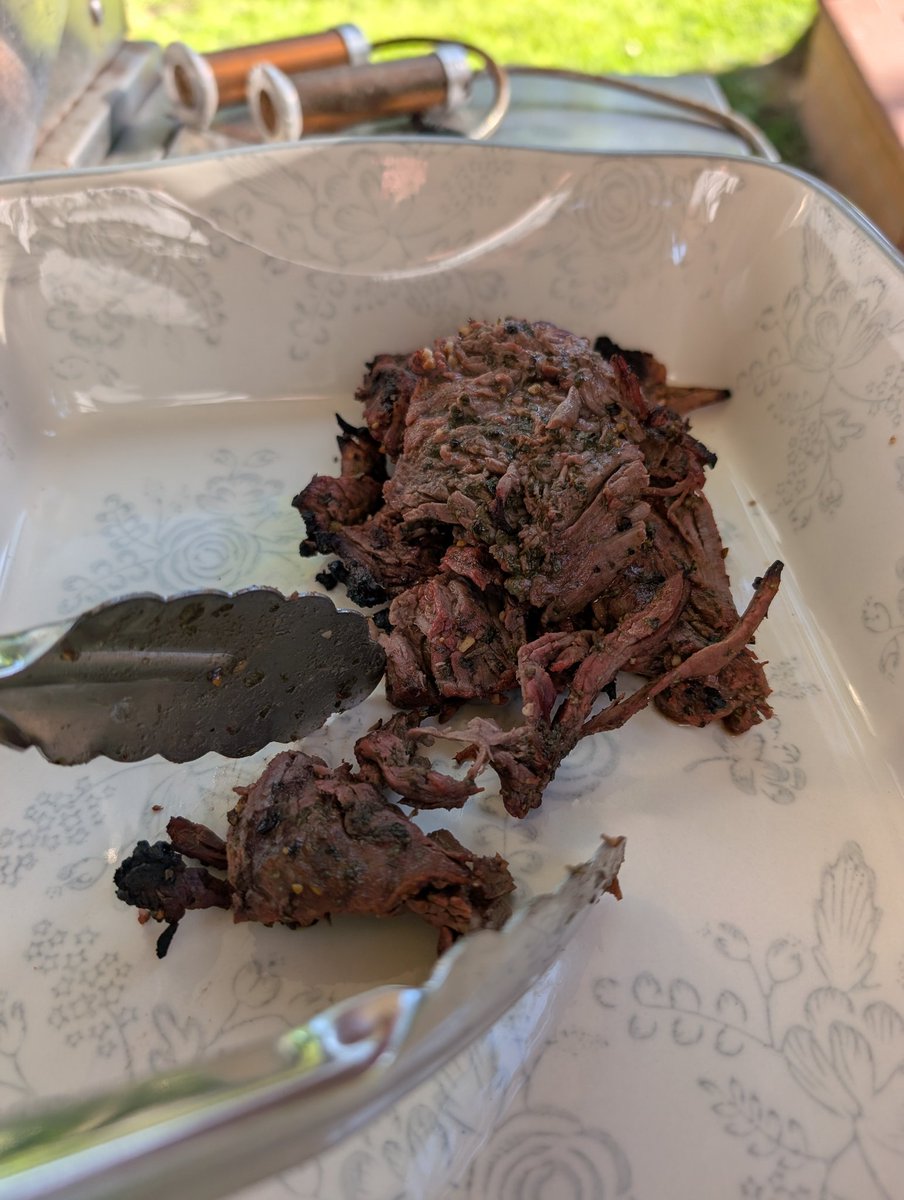 RickWalkerTX's tweet image. If you use those big organic limes on your fajitas, eventually you can get the fajita to fall apart like a roast.
Don't go cheap on the limes.
Paprika, soy sauce, cilantro, fresh pineapple juice, salt, chunky pepper, and ???